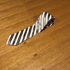 Silver and white tie